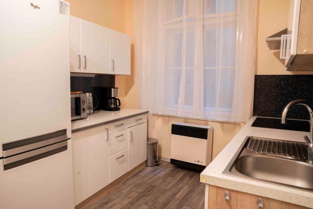 Cozy Flat By Wenceslas Square! Praga Exterior foto
